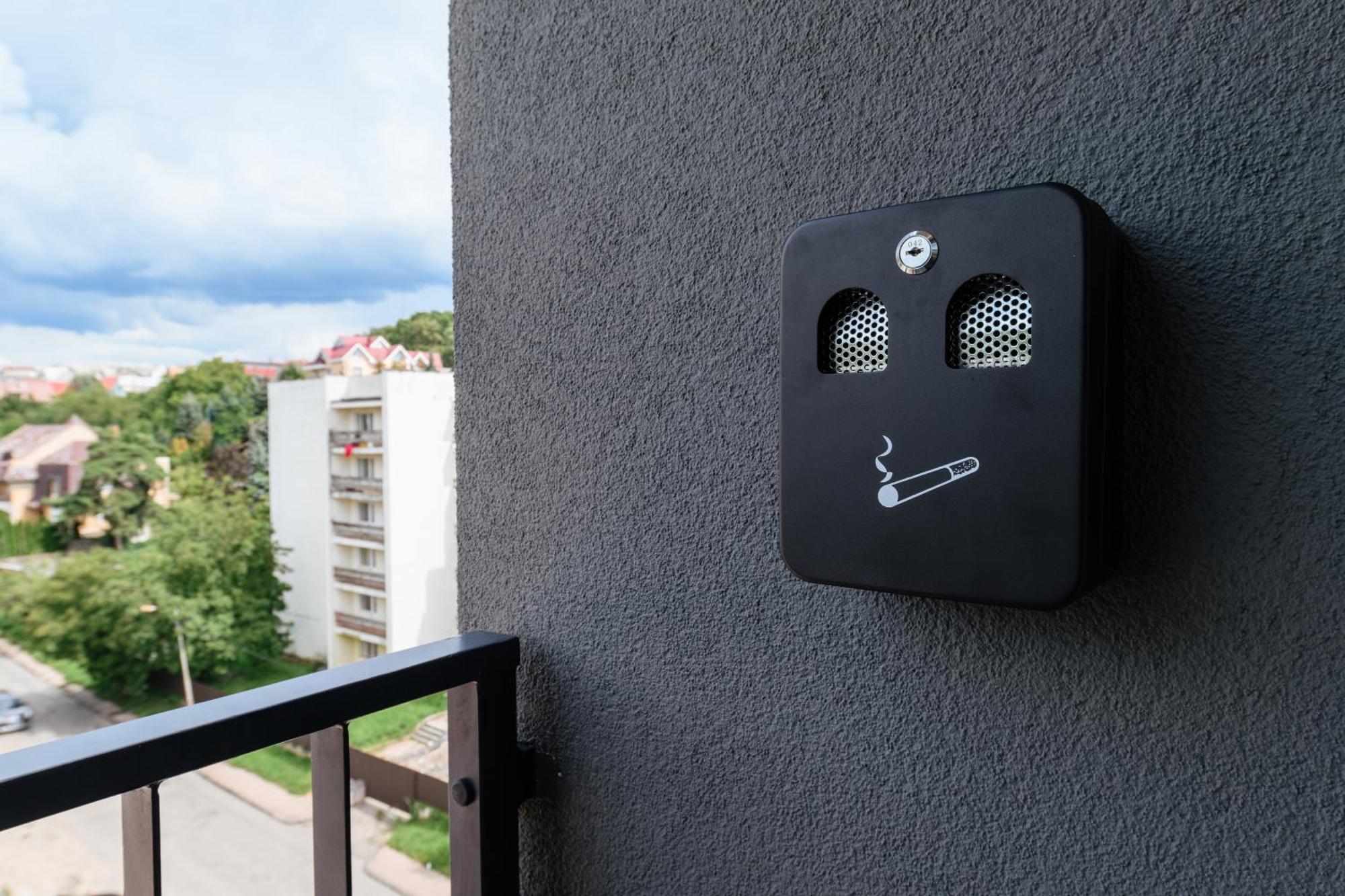 Мм Group Apartment Uzhhorod Ngoại thất bức ảnh
