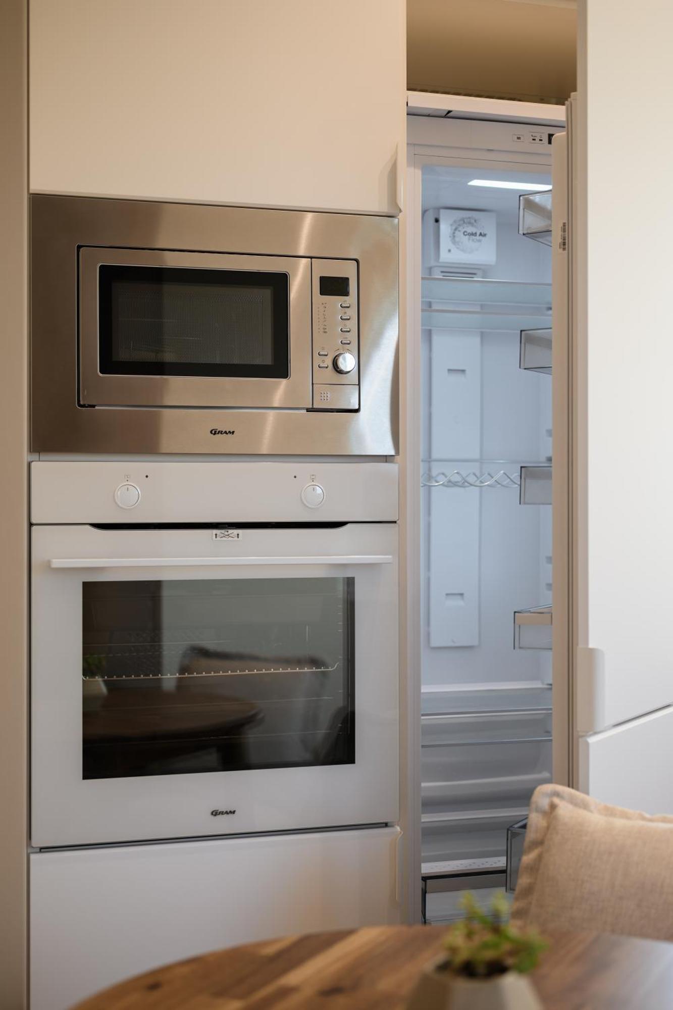 Мм Group Apartment Uzhhorod Ngoại thất bức ảnh