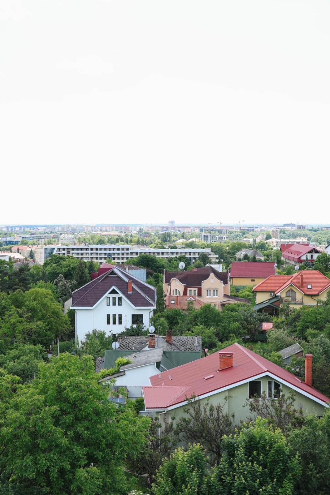 Мм Group Apartment Uzhhorod Ngoại thất bức ảnh