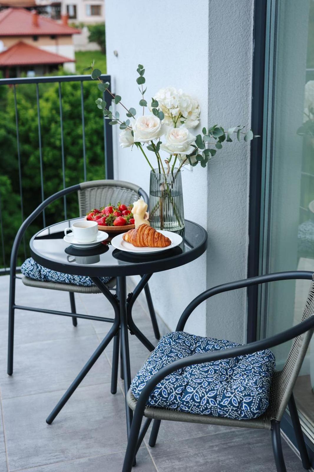 Мм Group Apartment Uzhhorod Ngoại thất bức ảnh